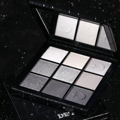 DE'LANCI Dark Night Galaxy 9-Color Eyeshadow Palette