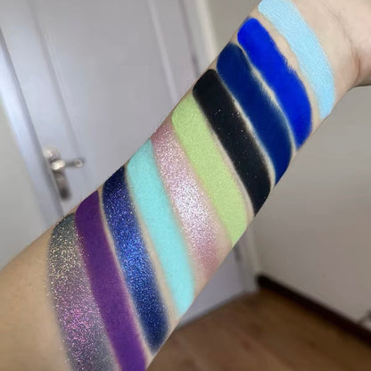 Anthemy "Deep Sea Secret" 10-Color Multichrome Eyeshadow Palette - Klein Blue