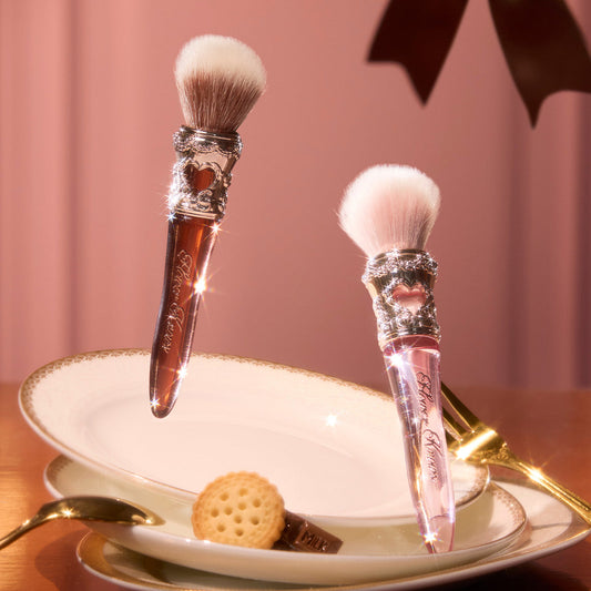 Flower Knows The Sweetie Bear Rounded Blush Brush